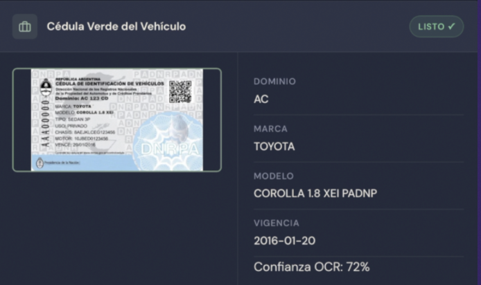 Captura real: extracción por OCR de una Cédula Verde, con dominio, marca, modelo, vigencia y nivel de confianza del OCR